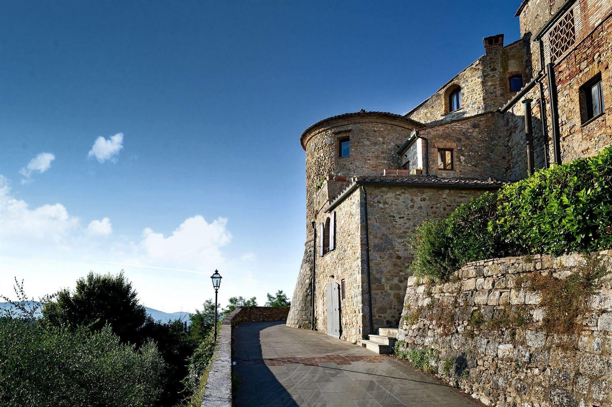 Torre Dei Serviti Casole dʼElsa Exterior foto