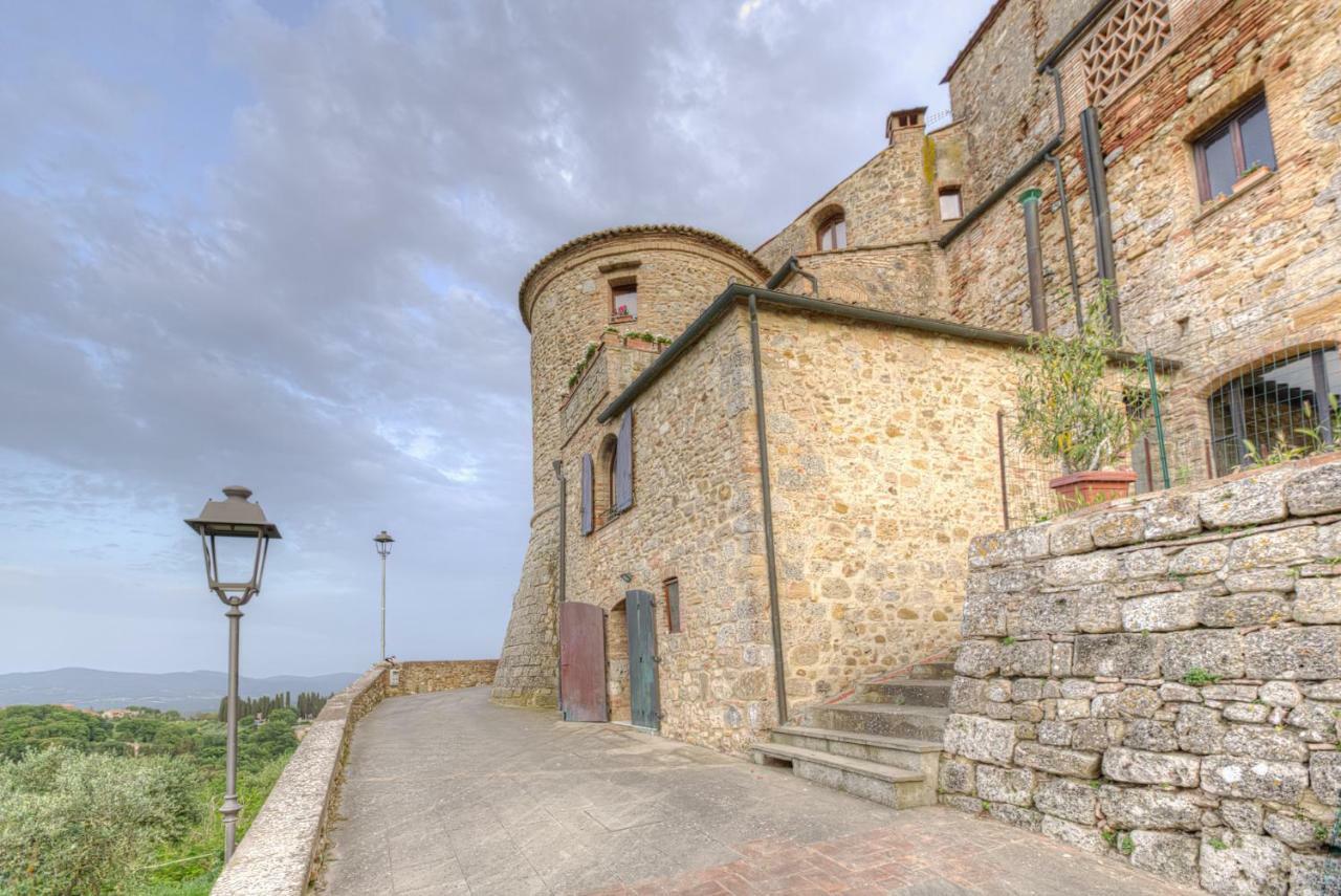 Torre Dei Serviti Casole dʼElsa Exterior foto